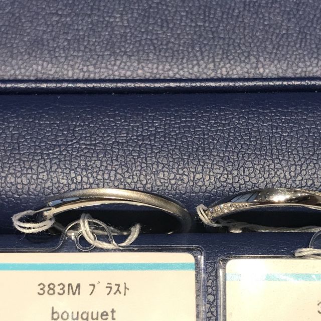 【銀座ダイヤモンドシライシの口コミ】 選ぶ基準と考えていたのは、派手ではなく落ち着いたデザインのシンプルな…