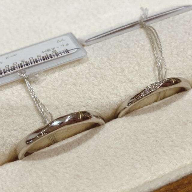 【TRECENTI(トレセンテ)の口コミ】 他のお店も予約していましたが、このお店のこの指輪に決めた理由は、デザ…