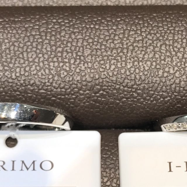 【アイプリモ(I-PRIMO)の口コミ】 デザインはストレートのものより、エッジが斜めのカッティングでウェーブ…