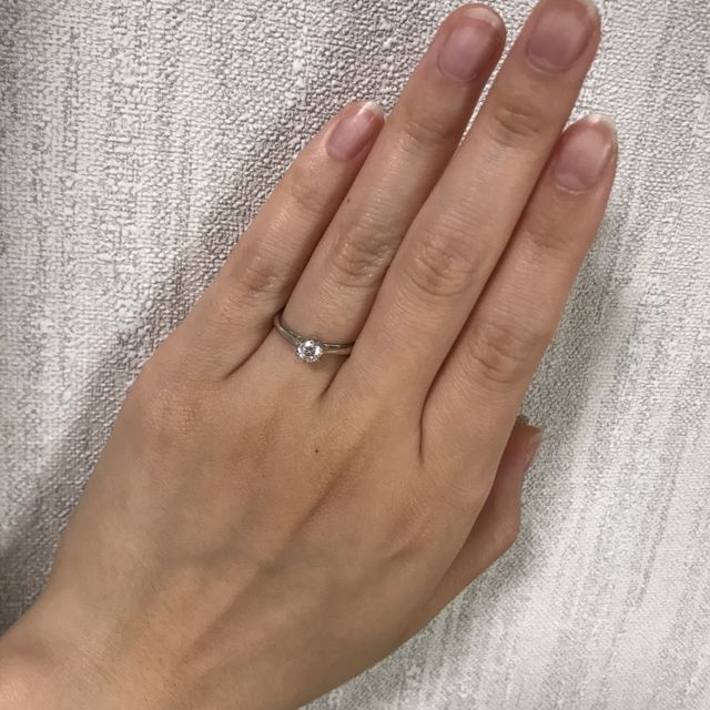 【LAPAGE(ラパージュ)の口コミ】 ダイヤの輝きの綺麗さとダイヤの大きさが大きかったこと。また横から見た…