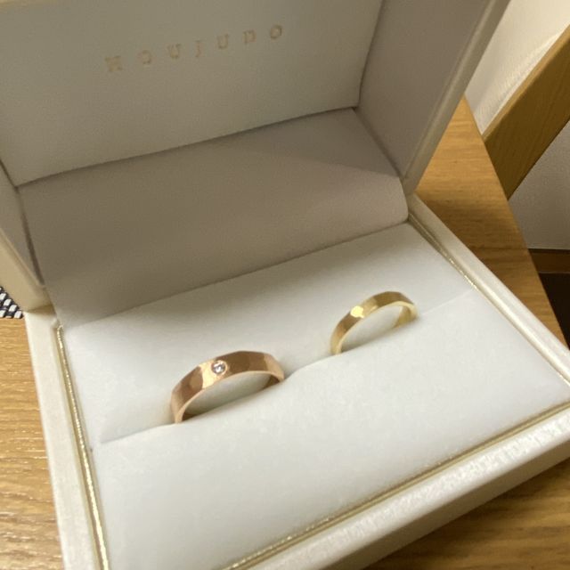 【宝寿堂(ほうじゅどう)の口コミ】 担当して頂いた方が凄く良くて楽しく指輪制作出来、希望のデザインが出来…