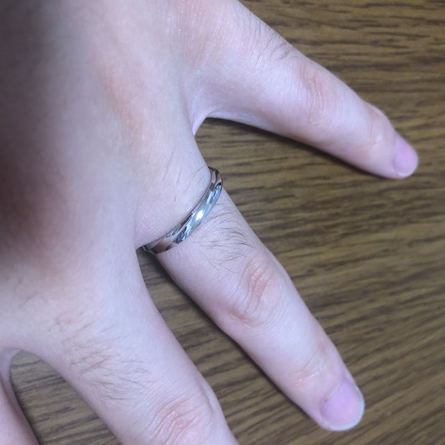 【insembre(インセンブレ)の口コミ】 初めは某有名ブランドを検討していたのですが、いろいろ探した結果この指…