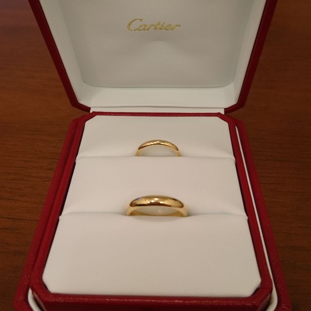 【カルティエ(Cartier)の口コミ】 ブランドも決めず、夫婦で同じデザイン(もしくはペアとわかるデザイン)、…