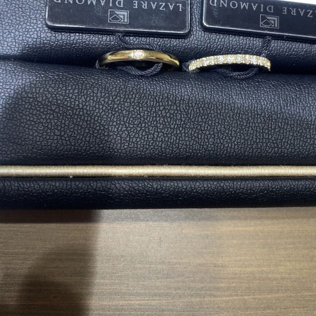 【ラザール ダイヤモンド(LAZARE DIAMOND)の口コミ】 マリッジリングとハーフエタニティを重ねて着ける為に２つ見せて頂きまし…