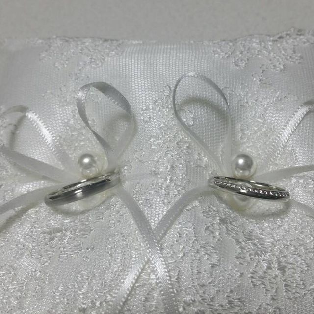 【アイプリモ(I-PRIMO)の口コミ】 お店の店員さんが私の指が長くて綺麗だから、シンプルな指輪の方が指が綺…