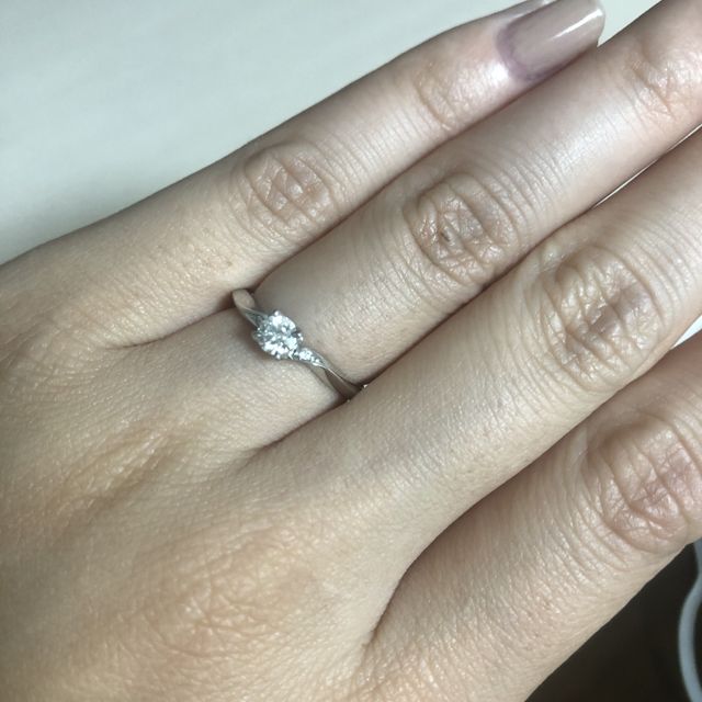 【俄(にわか)の口コミ】 価格、デザインの両面で気にいるものが見つかったため購入を決めました。
…