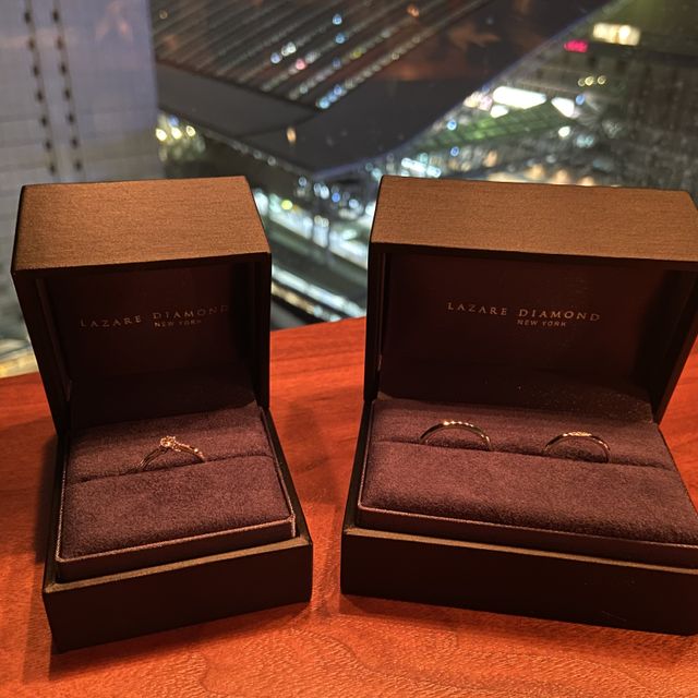 【ラザール ダイヤモンド(LAZARE DIAMOND)の口コミ】 なんといってもダイヤモンドが綺麗だったからです。
それから担当してくだ…