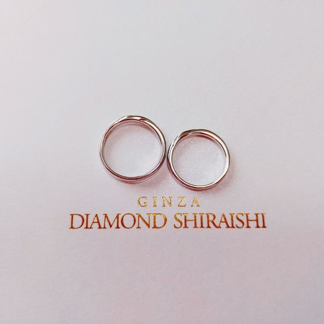 【銀座ダイヤモンドシライシの口コミ】 男性用はシンプルかつおしゃれなデザインであり、とても気に入っています…