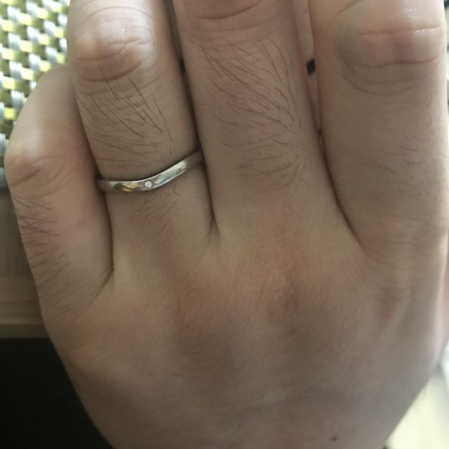 【カルティエ(Cartier)の口コミ】 一生つけるものなので、飽きのこなさそうでシンプルなものを探していまし…