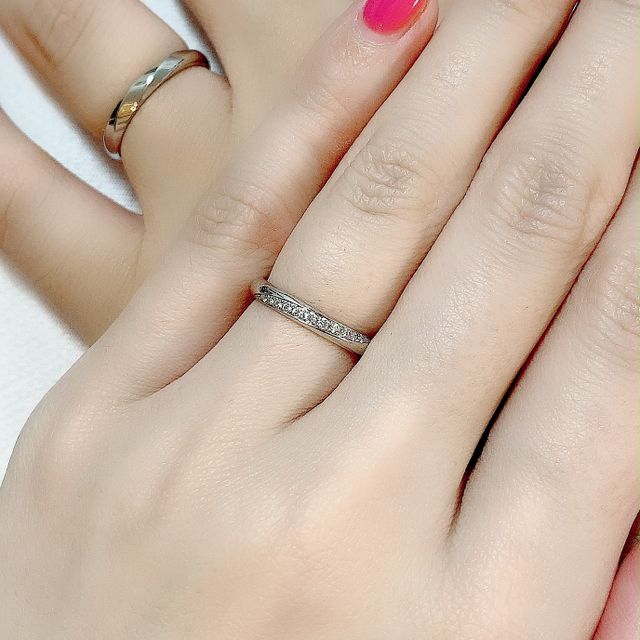 【ラザール ダイヤモンド(LAZARE DIAMOND)の口コミ】 【指輪のデザイン・テイスト・素材について】
お互いが納得のいくデザイン…
