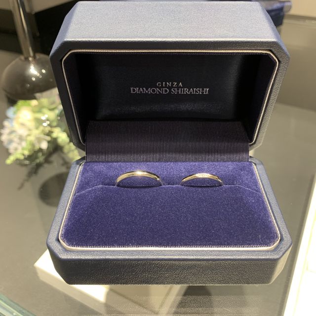 【銀座ダイヤモンドシライシの口コミ】 購入したティアオブリリーは結婚指輪らしさもありつつ、さりげなくダイヤ…