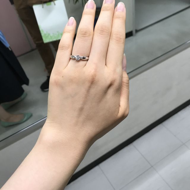 【宝寿堂(ほうじゅどう)の口コミ】 とにかく上質な指輪を安く手に入れられた点です。こちらのお店をお勧めし…