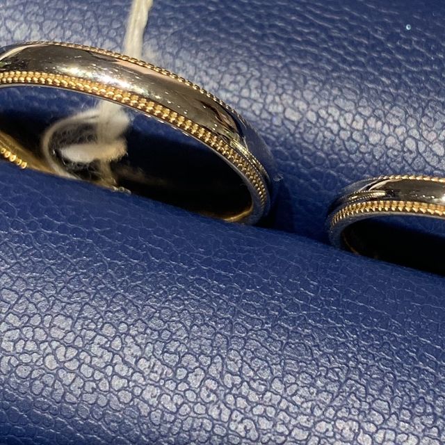 【銀座ダイヤモンドシライシの口コミ】 素材としては結婚指輪らしさの出るプラチナが欲しかったのですが、新婦の…