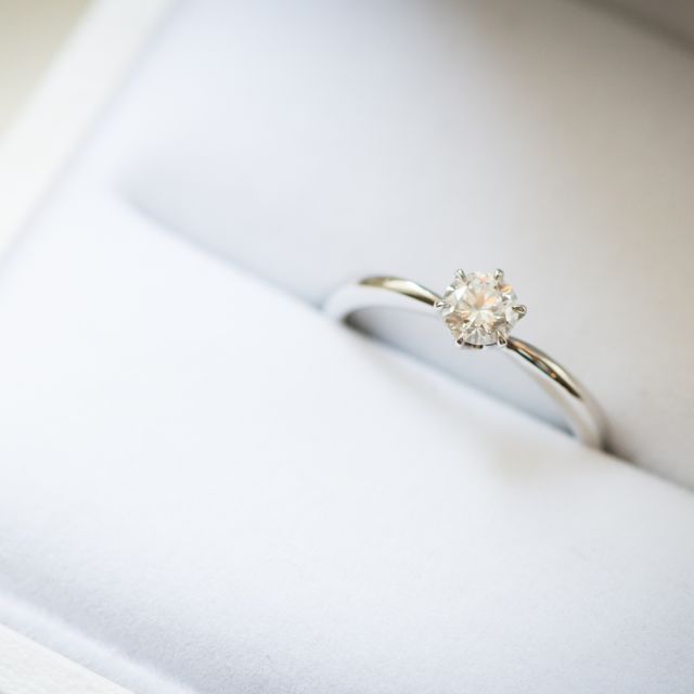 【ギンザタナカブライダル(GINZA TANAKA BRIDAL)の口コミ】 デザインはザ婚約指輪というものしかこだわりがなく、先に結婚指輪を決め…