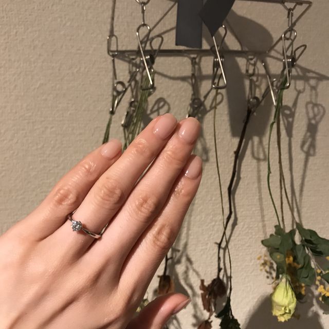 【ギンザタナカブライダル(GINZA TANAKA BRIDAL)の口コミ】 デザインはザ婚約指輪というものしかこだわりがなく、先に結婚指輪を決め…