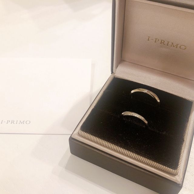 【アイプリモ(I-PRIMO)の口コミ】 ヘラクレス　素材がプラチナで婚約指輪(ポラリス)と妻が重ね付けしたいた…