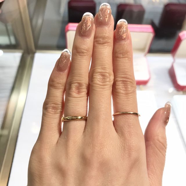 【カルティエ(Cartier)の口コミ】 つけるなら絶対ゴールドが良いと思っていました。しかし、ゴールドでも色…
