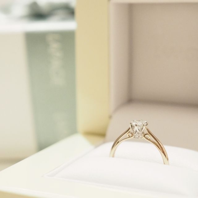 【LAPAGE(ラパージュ)の口コミ】 もともと、重ね付けを考慮しプラチナのリングにポイントでゴールドが入っ…