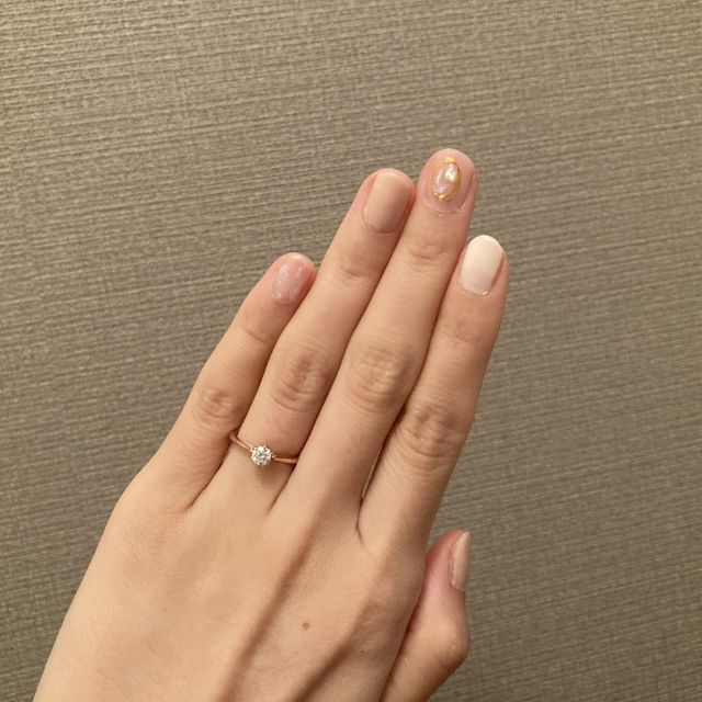 【LAPAGE(ラパージュ)の口コミ】 もともと、重ね付けを考慮しプラチナのリングにポイントでゴールドが入っ…