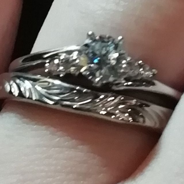 【ichi(イチ)の口コミ】 なかなかない鍛造リングで、とても個性的なデザインです。
シンプルな唐草…