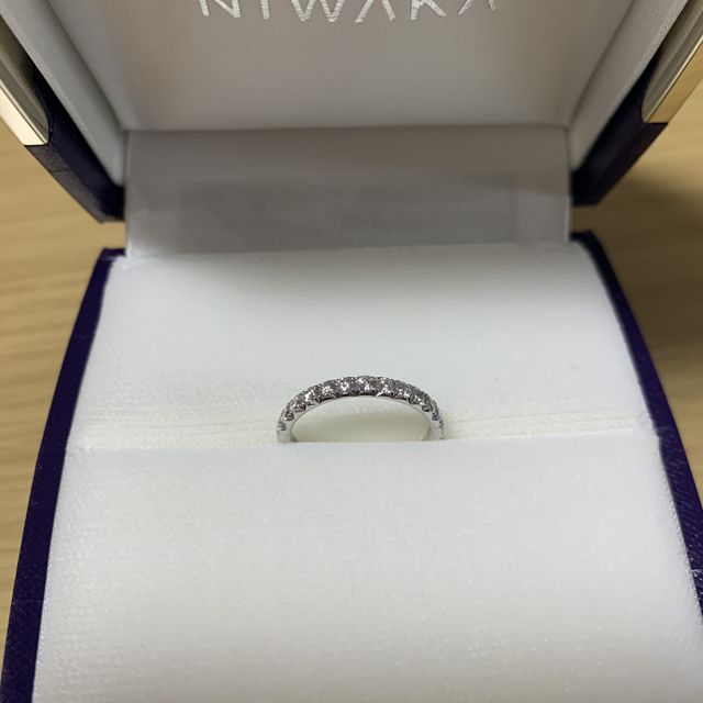 【俄(にわか)の口コミ】 結婚指輪を購入した後に婚約指輪も購入することになりました。
重ね付けを…