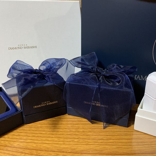 【銀座ダイヤモンドシライシの口コミ】 デザインやつけ心地がよかったのと、指輪へのこだわりポイントなど知識が…