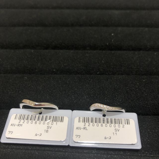 【TRECENTI(トレセンテ)の口コミ】 お互いの好きな形が違っても、デザイン性が豊かなため楽しめる。どのリン…