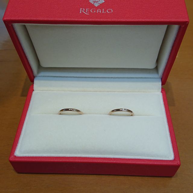 【REGALO(レガロ)の口コミ】 インターネットでゴールド系で探していました。試着で幅のあるイエローゴ…