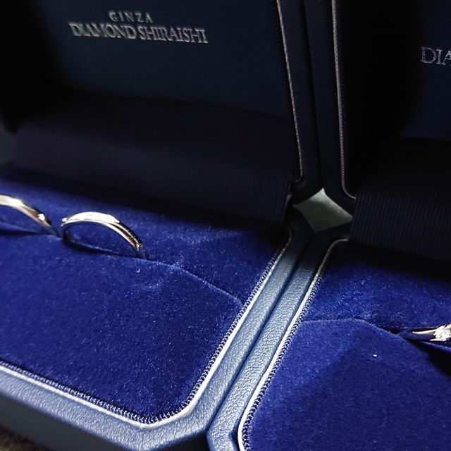 【銀座ダイヤモンドシライシの口コミ】 数十年後でもつけられるような、飽きのこないリングを求めてました。デザ…