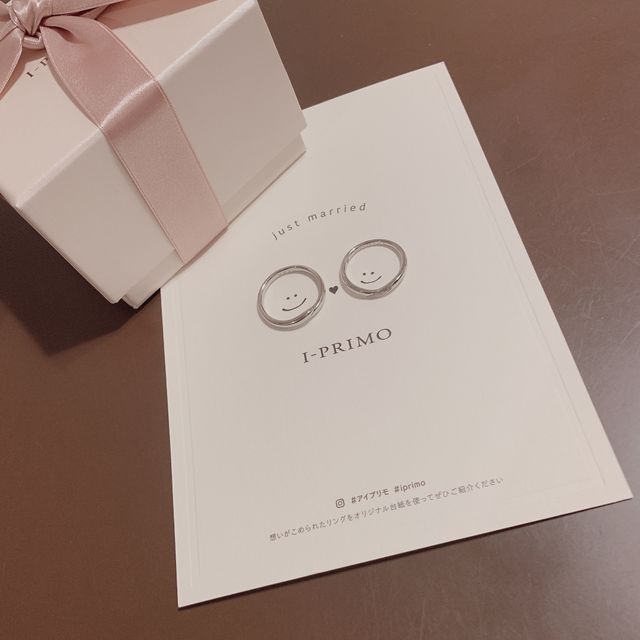 【アイプリモ(I-PRIMO)の口コミ】 婚約指輪に合わせた、結婚指輪が欲しくどちらのデザインにも馴染むような…