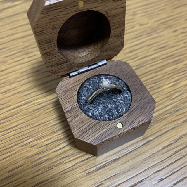 【鎌倉彫金工房の口コミ】 彼女より「既製品の物より手作りの指輪の方が嬉しい。」との希望があり、…