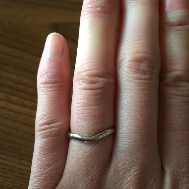 【ティファニー(Tiffany & Co.)の口コミ】 婚約指輪を先に決めて、いただいていたのでそれと同じブランドにしたいと…