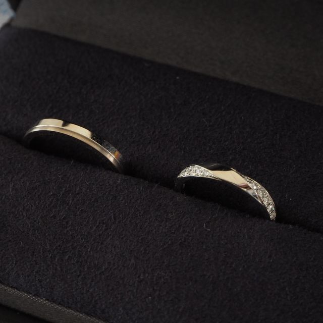 【ラザール ダイヤモンド(LAZARE DIAMOND)の口コミ】 いくつも試着してみた中で1番綺麗でしっくりきたのがこれでした。指に通し…