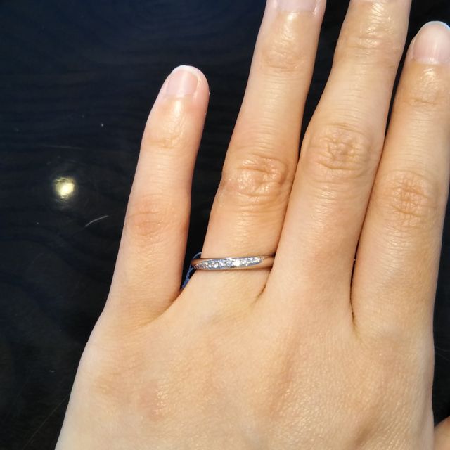 【ケイウノ ブライダル(K.UNO BRIDAL)の口コミ】 プラチナの指輪です。既製品でもデザイン性が高いものがたくさんあります…