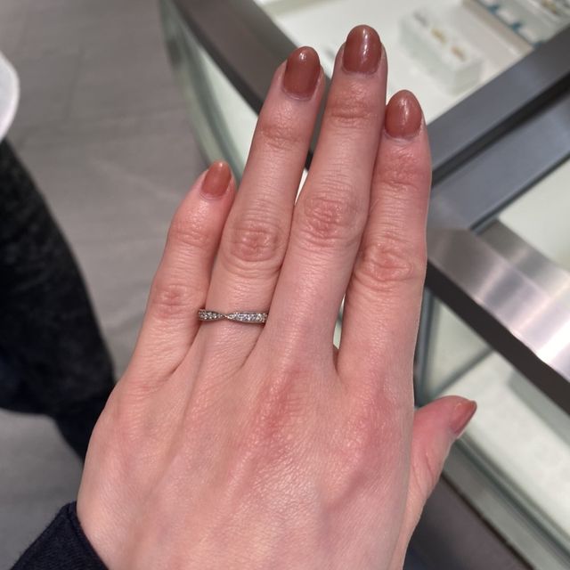 【ティファニー(Tiffany & Co.)の口コミ】 ダイヤモンドが本当にキレイでした！
ダイヤモンドがどの角度でもキレイに…