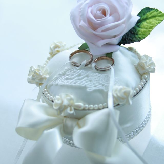 【nocur(ノクル)の口コミ】 ピンクゴールドの優しい色合いと、プラチナとの組み合わせが気に入りまし…