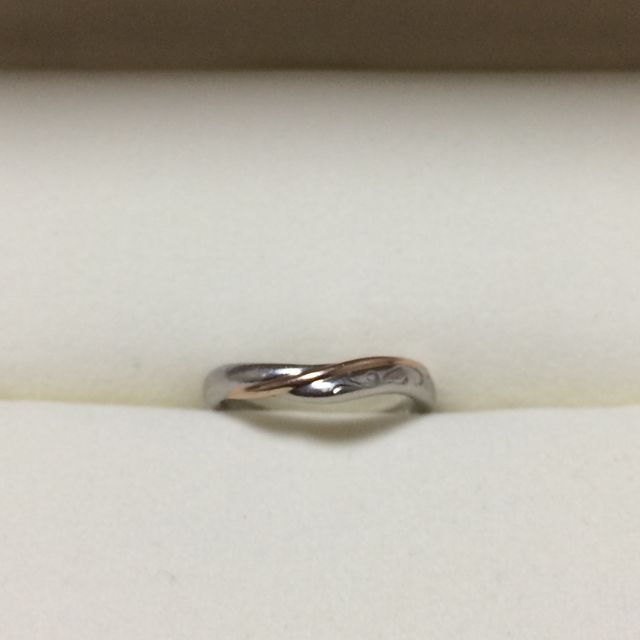 【ケイウノ ブライダル(K.UNO BRIDAL)の口コミ】 シンプルかつ指に馴染むデザインという事でルミナーレに決定！
元々付いて…