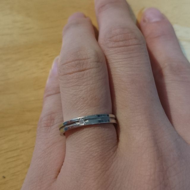【アイプリモ(I-PRIMO)の口コミ】 旦那が営業マンなのでゴツゴツしたのや、太めの指輪はNGだったので、私の…