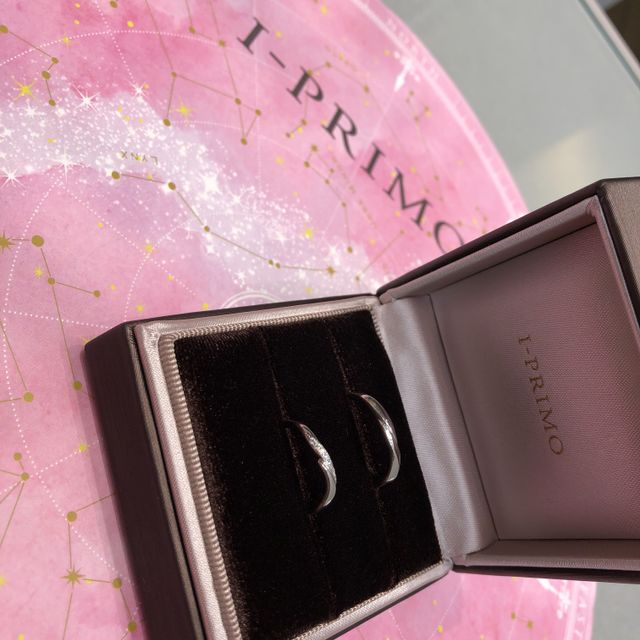 【アイプリモ(I-PRIMO)の口コミ】 婚約指輪に合ったデザインを探しながら、自分の好みに合えばと思い見てい…