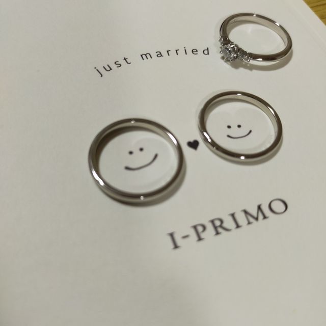 【アイプリモ(I-PRIMO)の口コミ】 当初婚約指輪は一粒石ダイヤモンドのイメージがありましたが、色々なデザ…
