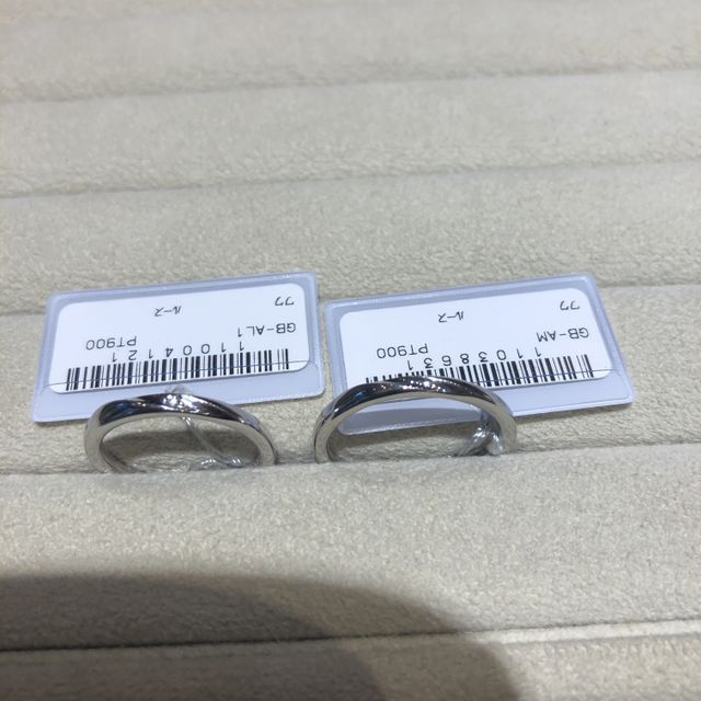 【TRECENTI(トレセンテ)の口コミ】 マリッジリングを探しにきたのですが、どんなデザインが自分に似合うのか…