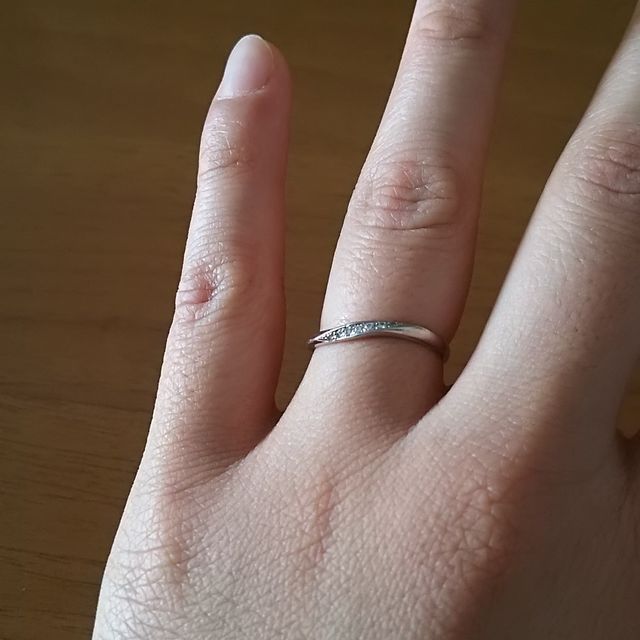 【A・D・A(エー・ディー・エー)の口コミ】 何件かの指輪ショップを見に行ったのですが、正直どこも同じようなデザイ…