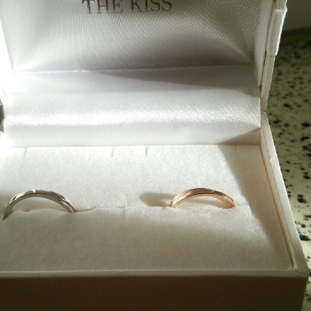 【THE KISS(ザ・キッス)の口コミ】 普段つけるものなので、あまり派手ではないけれどシンプルすぎないもの！…