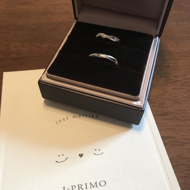 【アイプリモ(I-PRIMO)の口コミ】 キラキラが好きなのでダイヤモンドが沢山の指輪を探してました。指輪の名…