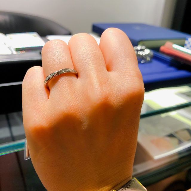 【銀座ダイヤモンドシライシの口コミ】 どこで見ても同じかなーと思いつつも複数の店で見比べるつもりでしたが、…