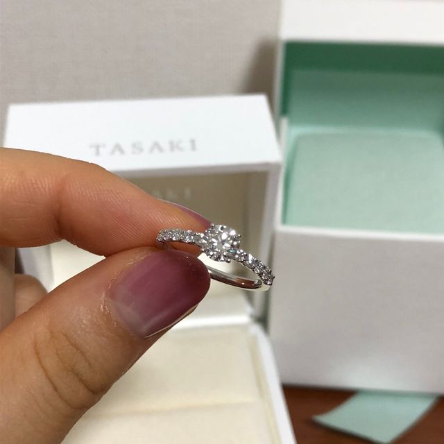【TASAKI(タサキ)の口コミ】 エタニティリングに憧れがあったためサイドにメレダイヤがあるタイプで探…
