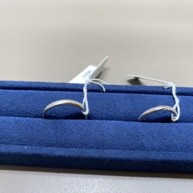 【4℃ BRIDAL(ヨンドシーブライダル)の口コミ】 プラチナでペア価格で22万円程で安くデザインも気に入りました。時々キャ…