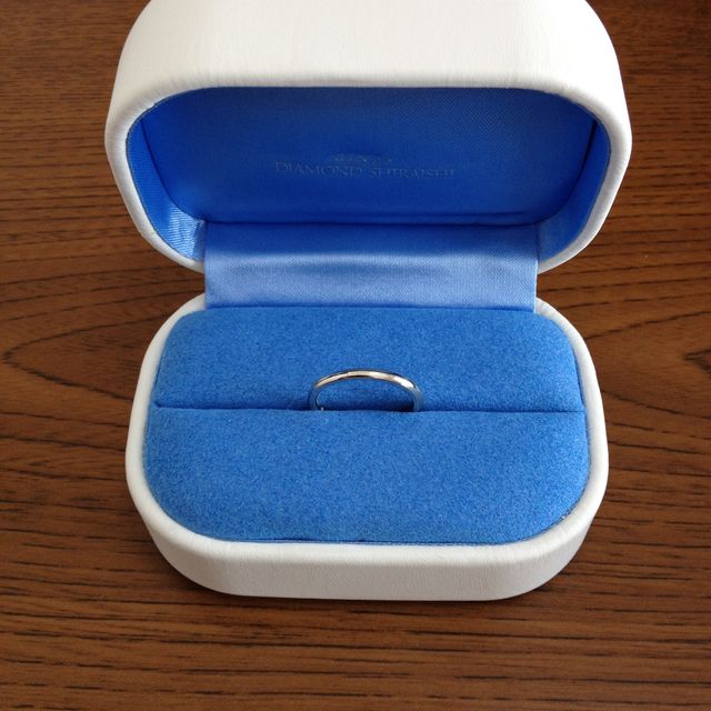 【銀座ダイヤモンドシライシの口コミ】 購入した結婚指輪は婚約指輪とのセットリングではないが組み合わせてみた…