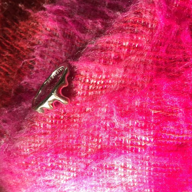 【Q-potの口コミ】 結婚指輪はどれも似たり寄ったりで、誰ともかぶりたくないと思っていた私…