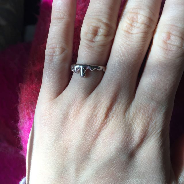 【Q-potの口コミ】 結婚指輪はどれも似たり寄ったりで、誰ともかぶりたくないと思っていた私…